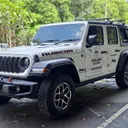 Jeep Wrangler dipercaya menjadi mobil operasional resmi Java Jazz 2026. (Indomobil)