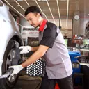 Pastikan kelayakan kondisi ban kendaraan sebelum melakukan perjalanan liburan sekolah. (Bridgestone Indonesia)