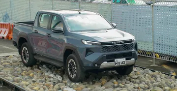 Toyota New Hilux V Type. (TAM)