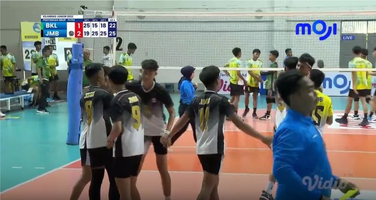 Laga tim putra Jambi vs Bengkulu pada hari ketiga Kejurnas Voli Junior U-20 2023, 14 Desember.