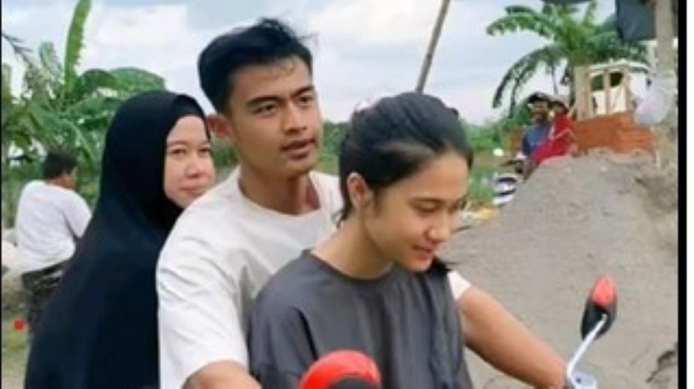 Mudik ke Blora, Arhan Bonceng Tiga Istri dan Mertua