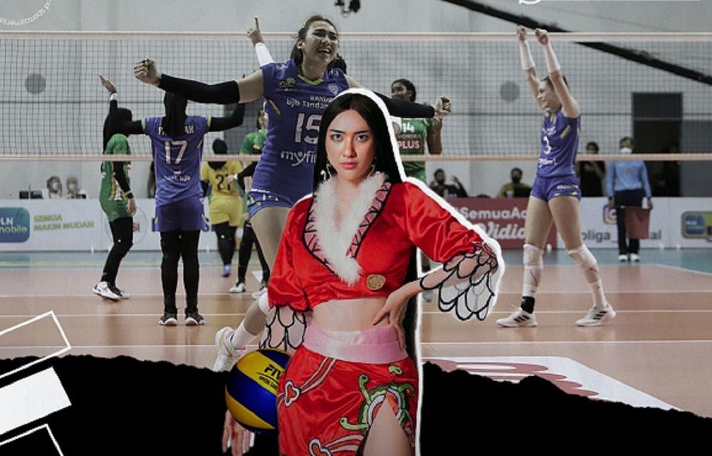 Yolla Yuliana dalam foto editan dengan kostum bak Boa Hancock