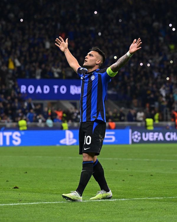 Lautaro Martinez merayakan golnya dalam laga leg kedua semifinal Liga Champions antara Inter vs Milan di Stadion Giuseppe Meazza, San Siro, Selasa (16/5/2023) atau Rabu dinihari WIB