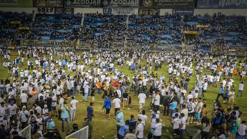 Pengakuan Korban Tragedi Kerusuhan Stadion di El Salvador: Pinggang dan Kaki Saya Remuk!