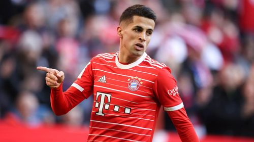 Unik, Cancelo Dapat Medali Juara Premier League dan Bundesliga