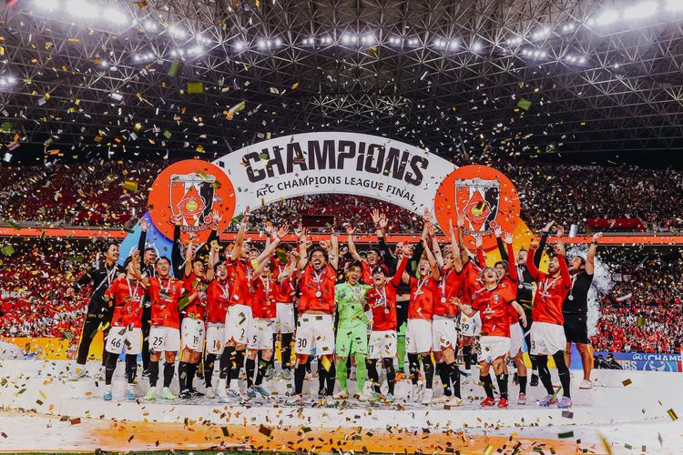 Urawa Red Diamonds menjuarai Liga Champions Asia usai mengalahkan Al Hilal di final.