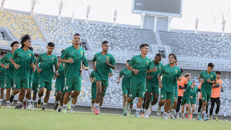 Sering Main Sore, Persebaya Geser Jadwal Latihan