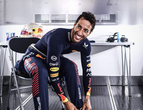 Daniel Ricciardo Gantikan Nyck de Vries untuk AlphaTauri