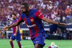 Ousmane Dembele merayakan golnya di laga Barcelona vs Real Madrid - Ousmane Dembele merayakan golnya di laga Barcelona vs Real Madrid