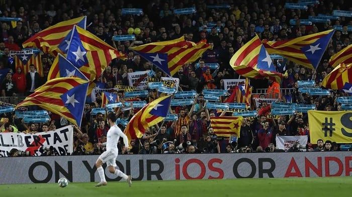 Protes Keras Soal Kapasitas Stadion, Fans Militan Ultimatum Barcelona