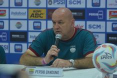 Bojan Hodak Bongkar Penyebab Kekalahan Persib dari Port FC