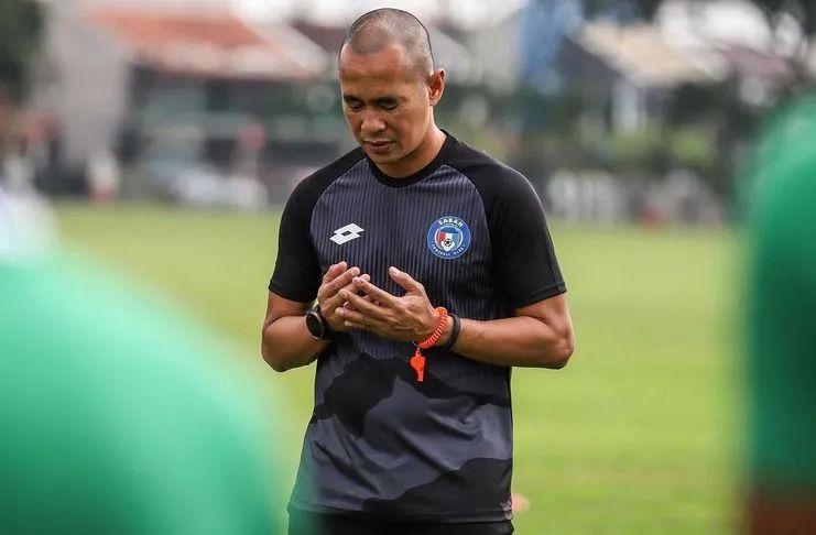 Kurniawan Dwi Yulianto Batal Berhenti Main Bola Berkat Ibu