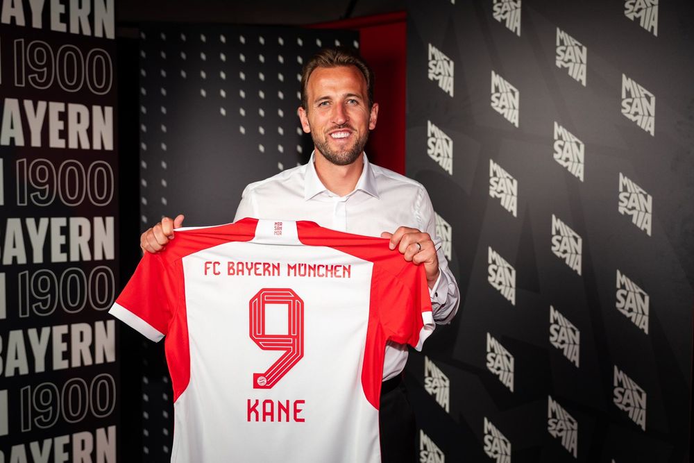 Harry Kane jadi pemain Inggris ketiga yang pernah bermain di Bayern Munchen