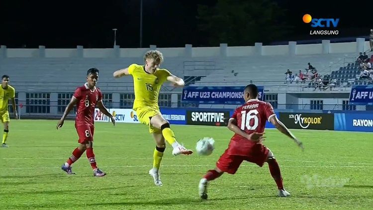 Fergus Tierney di laga Indonesia vs Malaysia