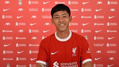 Endo Sudah Bisa Debut Belum, Klopp?