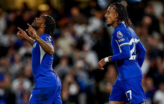 Raheem Sterling di Laga Chelsea vs Luton
