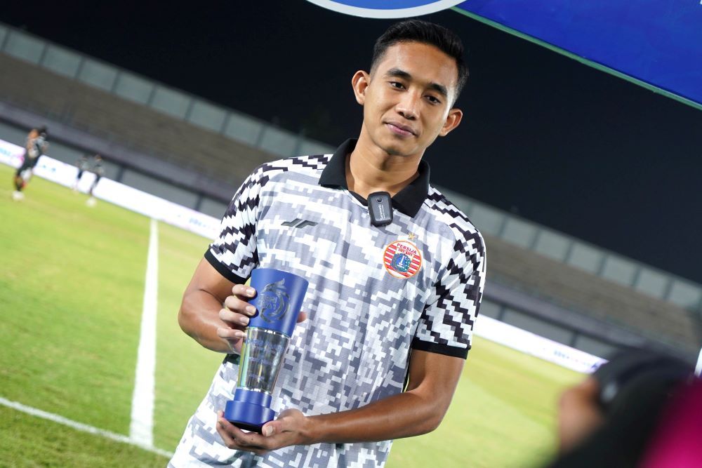 Tak Diizinkan Gabung Timnas U-23, Rizky Ridho Jadi Pemain Muda Terbaik Liga 1 Edisi Juli