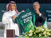 Jumlah Uang Roberto Mancini Selama 1 Tahun 2 Bulan Kerja di Arab Saudi