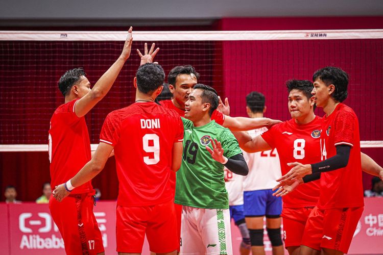 Berikut adalah link live streaming laga SEA V League 2024 antara Indonesia vs Thailand yang akan digelar hari ini, Jumat (16/8/2024), pukul 14.00 WIB.