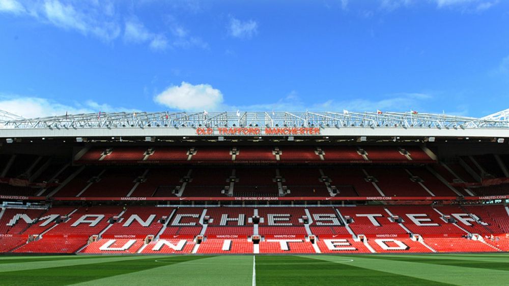 Kirain Cuma di Indonesia, Stadion Old Trafford Bocor Pas Hujan Deras