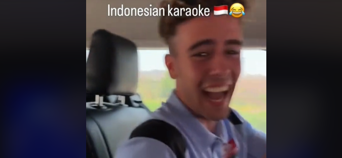 Kocak! Rider MotoGP Cosplay Jadi Mas-mas Jawa Gegara Karaoke Lagu Ini