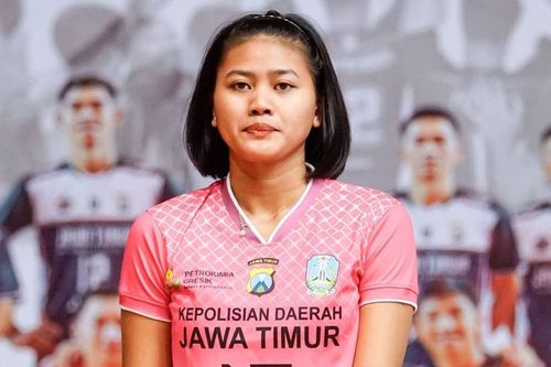 Profil Ajeng Viona, si Cantik yang Gemilang Bersama Jawa Timur di Kualifikasi Voli PON 2024