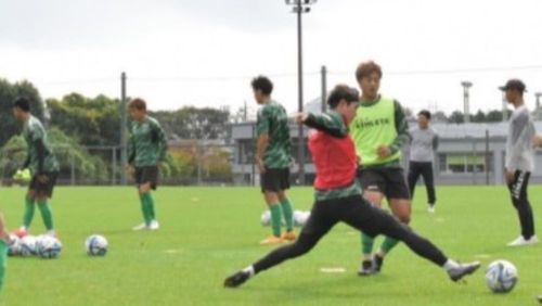 Diwarnai 2 Kartu Merah, Tokyo Verdy  Unggul Tipis Atas Tochigi SC