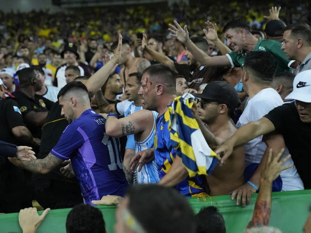 Rusuh Penonton Brasil vs Argentina