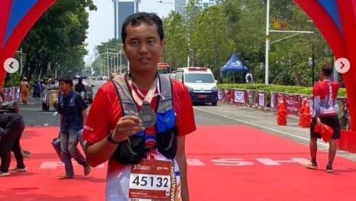 Kisah Inspiratif, Penyandang Autisme Mampu Finis Marathon 42 KM