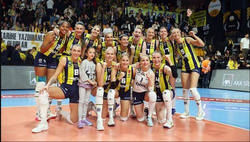 Hasil Sultanlar Ligi: Fenerbahce Sukses Putus Tren Mulus Vakifbank