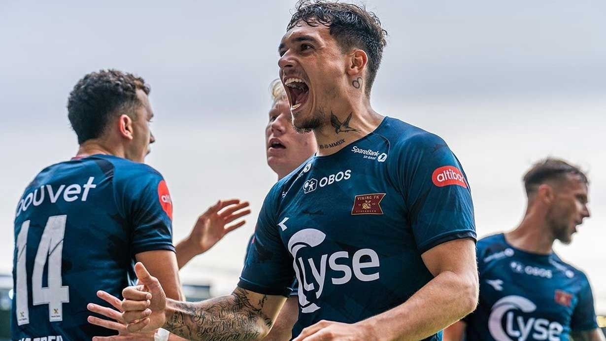 Shayne Pattynama Tinggalkan Viking FK