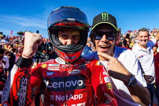 Marquez ke Ducati Musim Depan, Rossi Ingatkan Ada Bahaya untuk Bagnaia